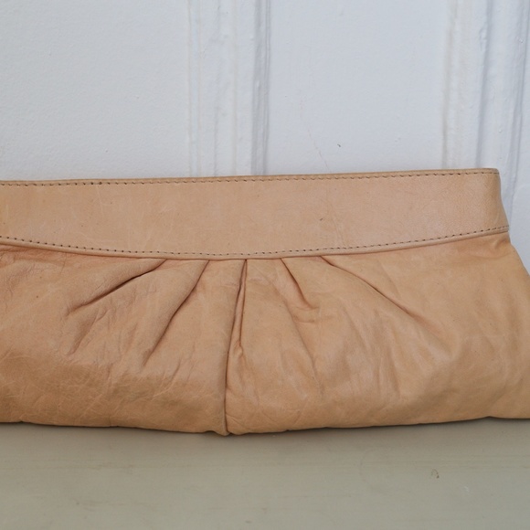 Brand new Laura Merkin tan clutch - Picture 6 of 6